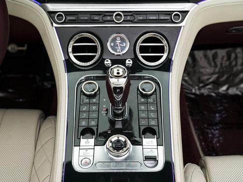 Used 2020 Bentley Continental GT image 36