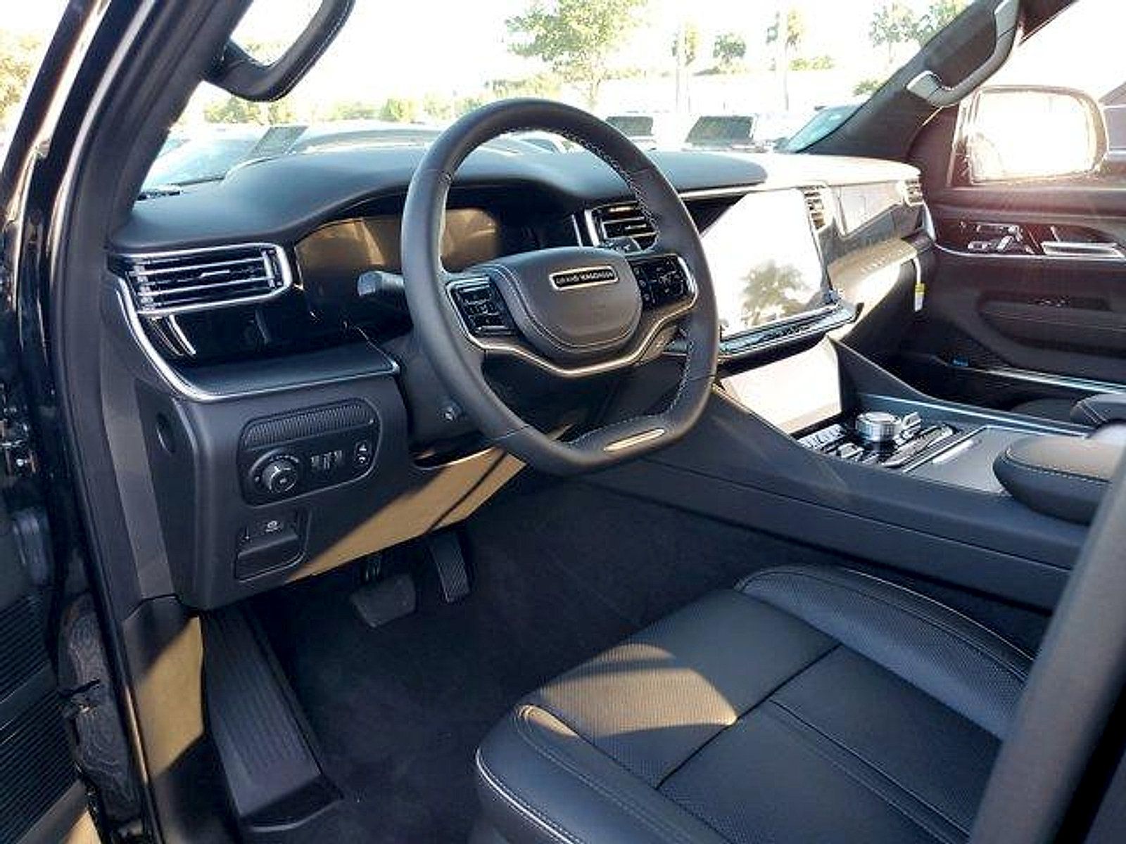 New 2023 Jeep Grand Wagoneer Series II w/ Quick Order Packagew 28T AWD/4WD image 7