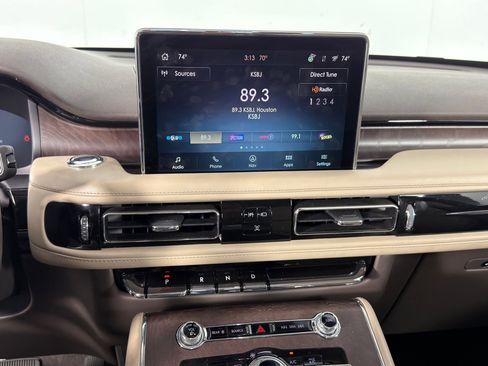 Used 2022 Lincoln Aviator Reserve w/ Equipment Group 201A image 22