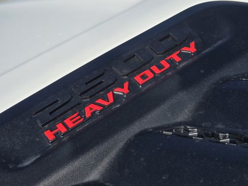 New 2026 RAM 2500 Laramie AWD/4WD image 10