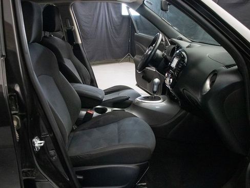 Used 2014 Nissan Juke SV w/ Navigation Package image 16