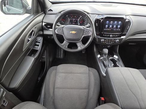 Used 2023 Chevrolet Traverse LT FWD image 25