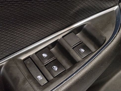 Used 2017 Chevrolet Cruze LS image 27