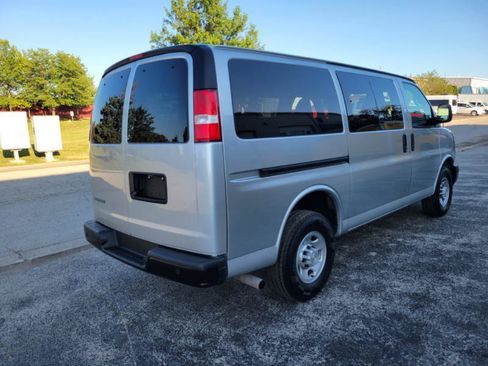 Used 2019 Chevrolet Express 2500 LS w/ Driver Convenience Package RWD image 23