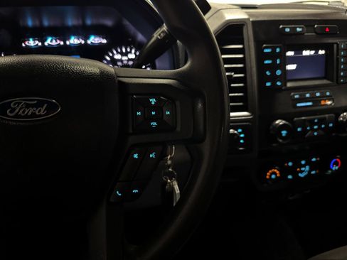 Used 2020 Ford F250 XL w/ Power Equipment Group AWD/4WD image 23