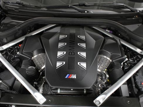 Certified 2025 BMW X5 M60i w/ Parking Assistance Package image 20