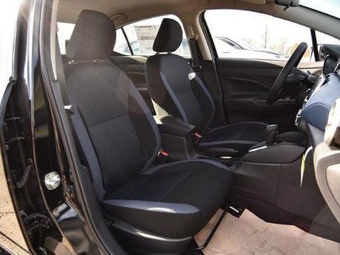 New 2025 Nissan Versa SV image 19