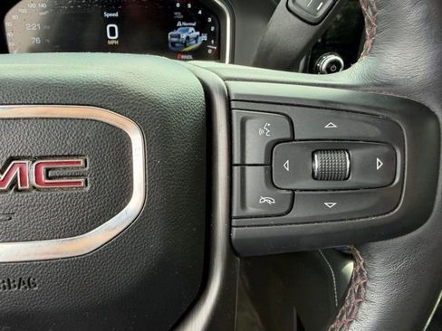 Used 2024 GMC Sierra 2500 AT4X image 12