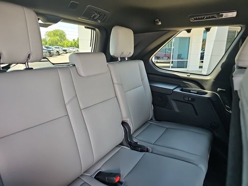 Used 2025 Toyota Sequoia Limited AWD/4WD image 43