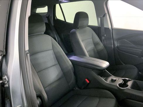 Used 2024 GMC Terrain SLE FWD image 7