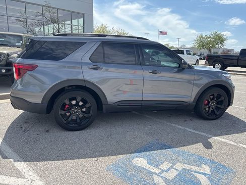 Used 2021 Ford Explorer ST w/ Equipment Group 401A AWD/4WD image 34