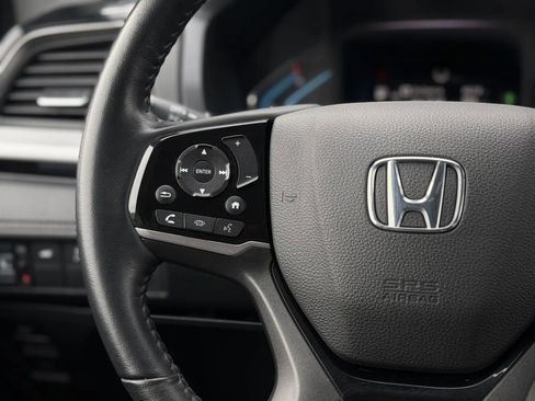 Used 2024 Honda Odyssey Touring image 24