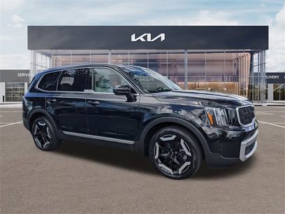Used 2023 Kia Telluride EX w/ EX Captain's Chair Package