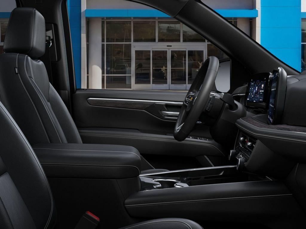 New 2027 Chevrolet Suburban LT w/ Comfort Package RWD image 9