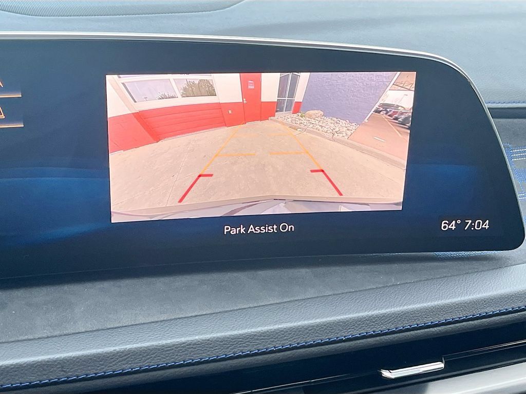 Used 2024 Cadillac XT4 Sport w/ Technology Package AWD/4WD image 14