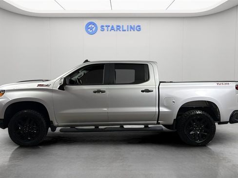 Used 2022 Chevrolet Silverado 1500 Custom Trail Boss w/ LPO, Dark Essentials Package image 3