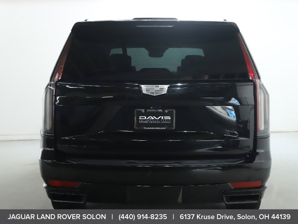 Used 2022 Cadillac Escalade Sport Platinum w/ LPO, ONYX Package AWD/4WD image 7