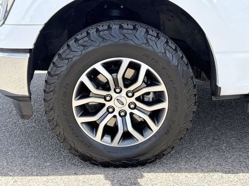 Used 2022 Ford F150 Lariat w/ Equipment Group 501A Mid AWD/4WD image 10