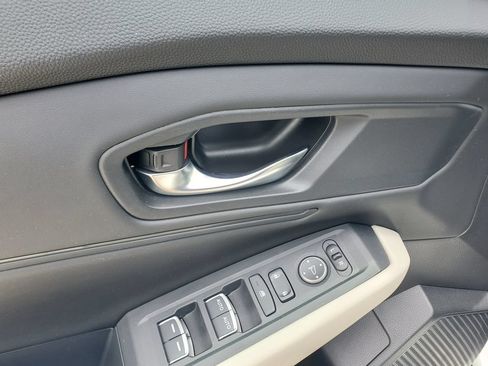 Used 2023 Honda Accord EX image 21