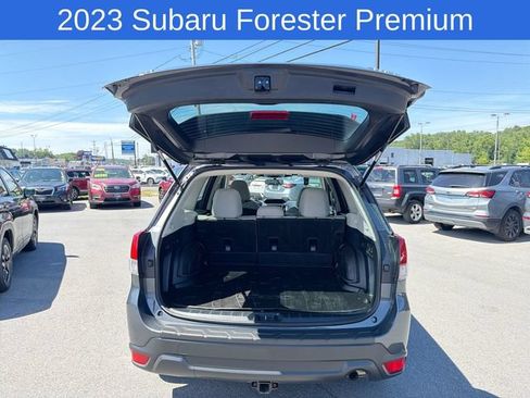 Used 2023 Subaru Forester Premium AWD/4WD image 29