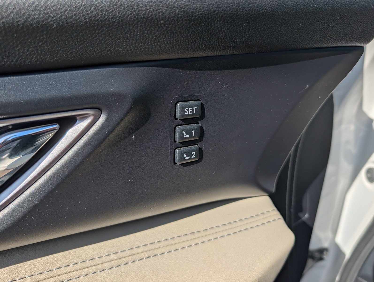 Used 2022 Subaru Ascent Limited AWD/4WD image 20