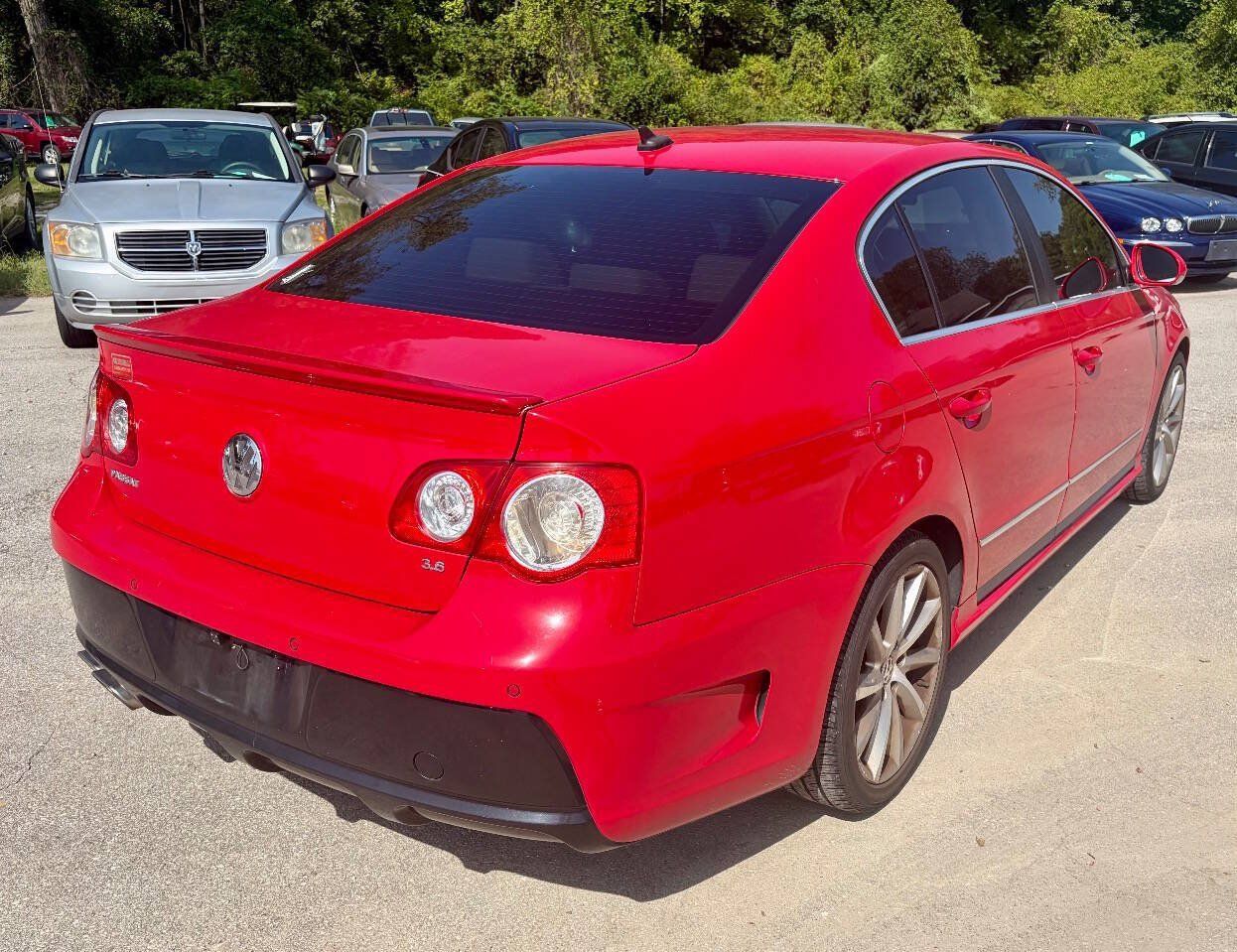 Used 2008 Volkswagen Passat VR6 FWD image 6