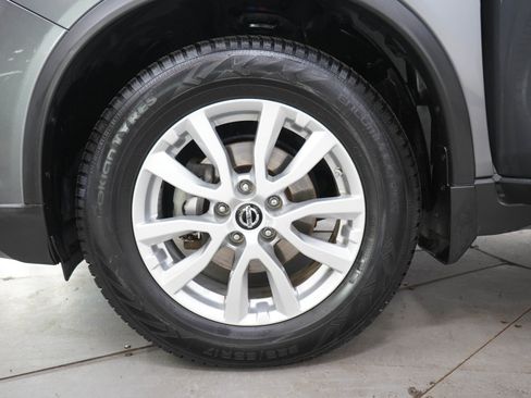 Used 2020 Nissan Rogue SV AWD/4WD image 31