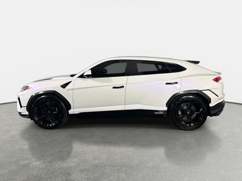 Used 2024 Lamborghini Urus Performante image 6