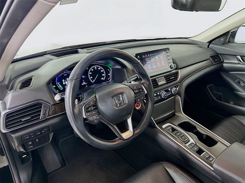 Certified 2022 Honda Accord Touring image 10