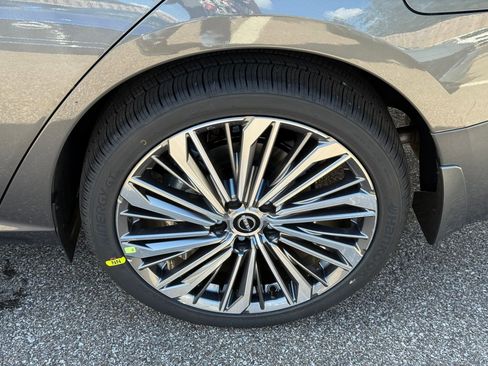 New 2025 Nissan Altima 2.5 SL image 10