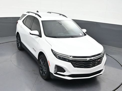 Used 2023 Chevrolet Equinox RS w/ RS Leather Package FWD image 21