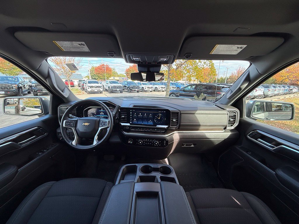 Used 2023 Chevrolet Silverado 1500 LT AWD/4WD image 32
