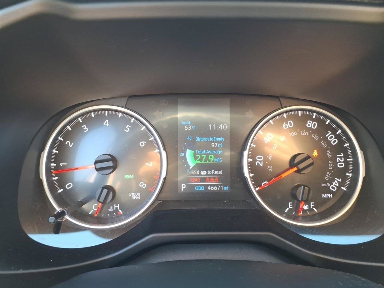 Used 2019 Toyota RAV4 LE w/ All Weather Liner Package AWD/4WD image 15