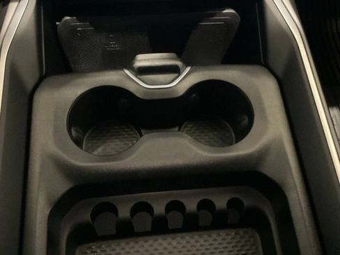 Used 2025 RAM 1500 Big Horn AWD/4WD image 24