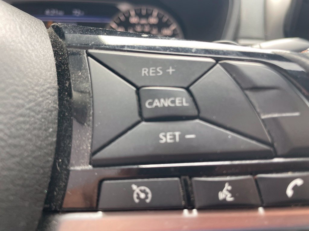 Used 2023 Nissan Altima 2.5 SR w/ SR Premium Package FWD image 9
