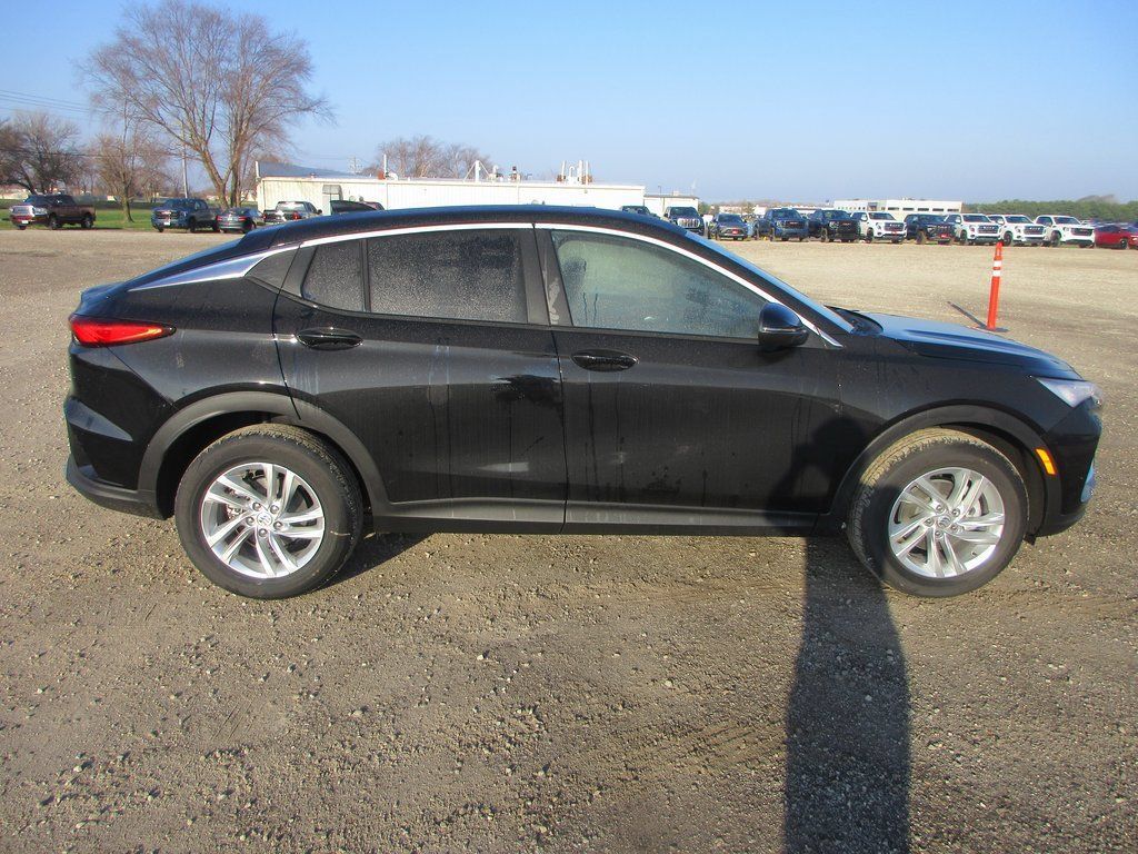 New 2026 Buick Envista Preferred w/ Convenience I Package FWD image 3