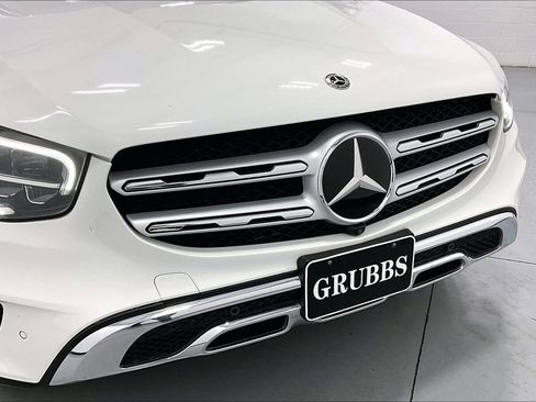 Used 2020 Mercedes-Benz GLC 300 4MATIC image 34