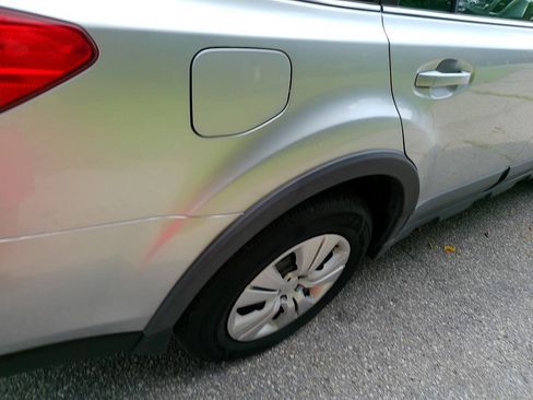 Used 2012 Subaru Outback 2.5i AWD/4WD image 26