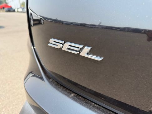 Used 2024 Ford Edge SEL AWD/4WD image 30