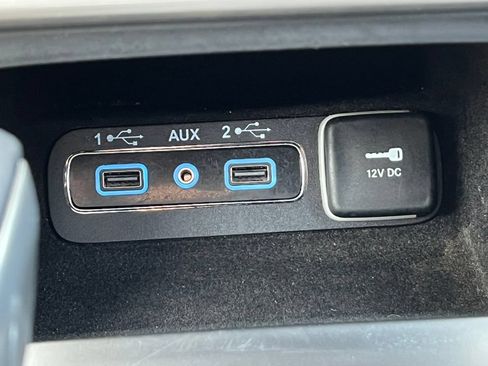 Used 2020 Jeep Grand Cherokee Limited AWD/4WD image 27