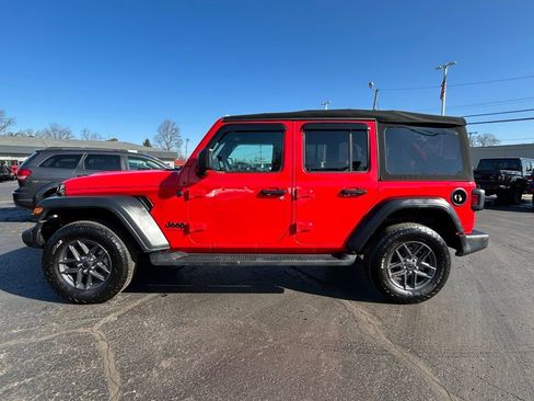 Used 2024 Jeep Wrangler Unlimited Sport AWD/4WD image 6
