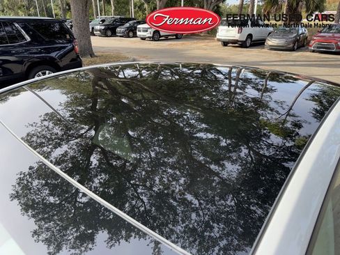 Used 2023 Tesla Model Y Long Range image 6