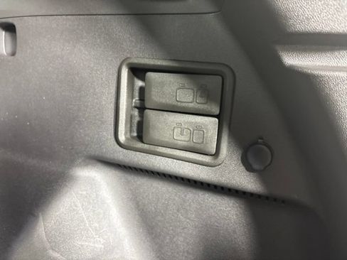 Used 2024 Chevrolet Equinox RS AWD/4WD image 28