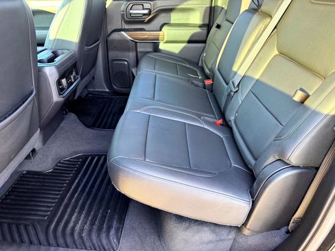 Used 2021 Chevrolet Silverado 1500 RST w/ Texas Edition Plus image 18