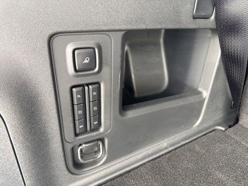 Used 2025 Ford Expedition Tremor AWD/4WD image 16