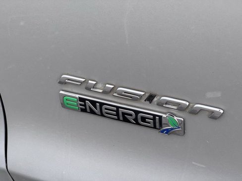 Used 2014 Ford Fusion Energi SE image 37