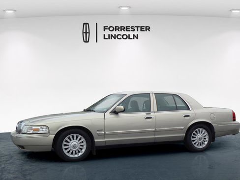 Used 2010 Mercury Grand Marquis LS image 6