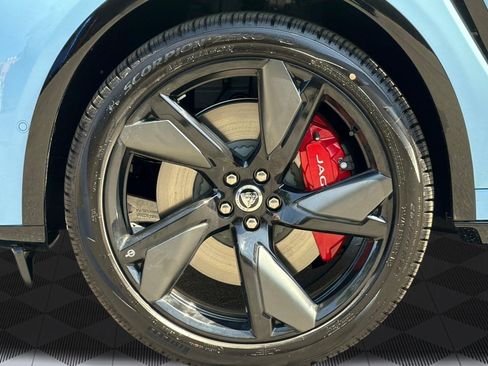 New 2026 Jaguar F-PACE SVR 575 Edition AWD/4WD image 13