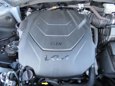 Used 2024 Kia Telluride SX Prestige image 11