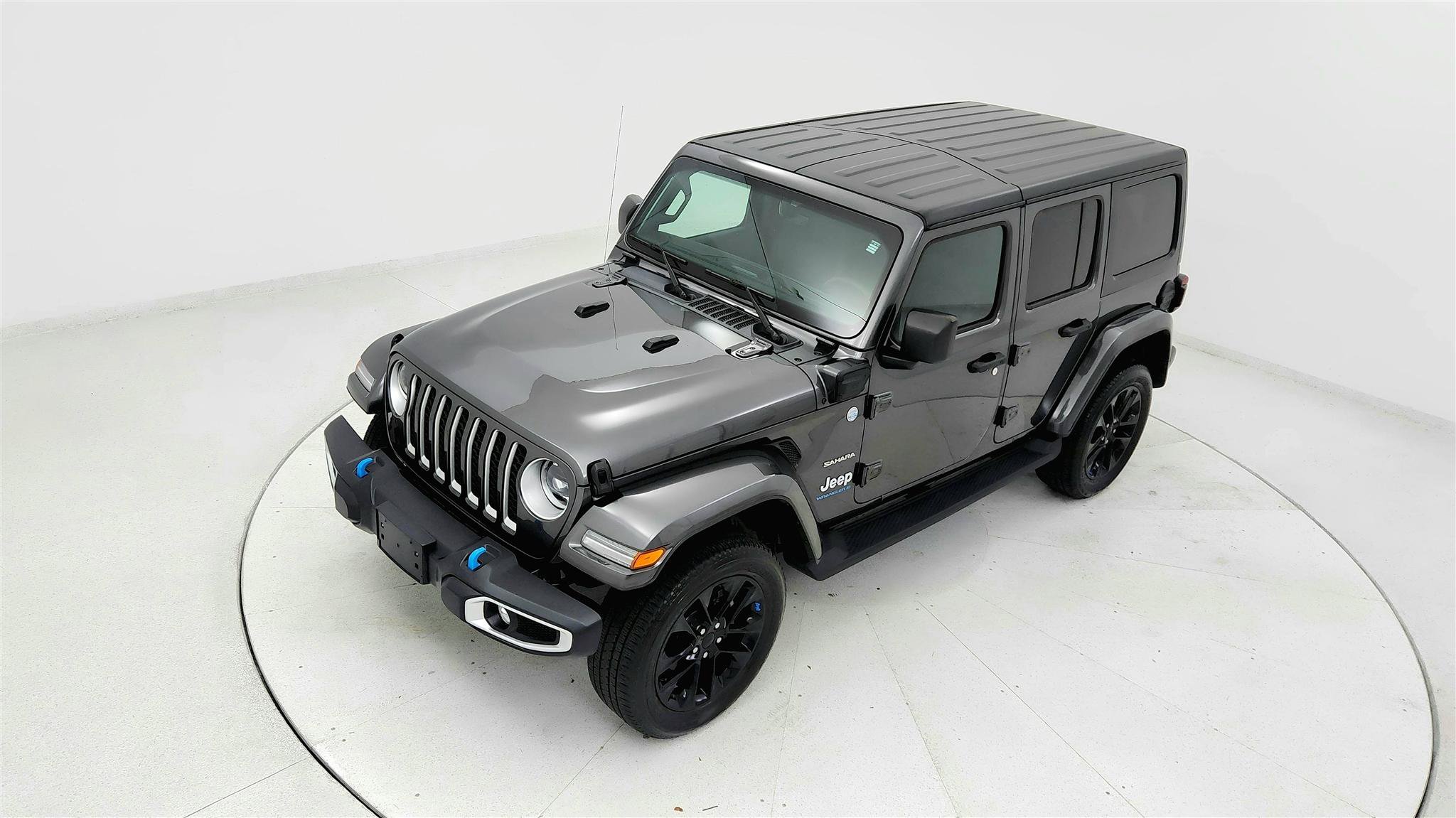 Used 2023 Jeep Wrangler Unlimited Sahara AWD/4WD image 13